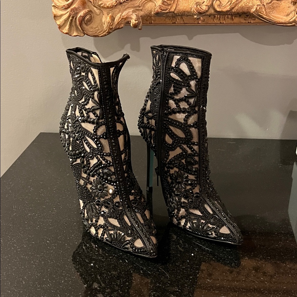Betsey Johnson Black Lace Heeled Boots GORGEOUS!